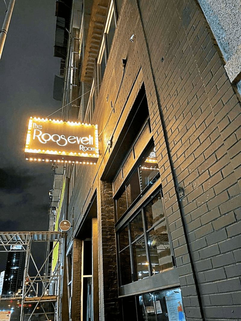 Seasonal and Locally Sourced Ingredients at the Core