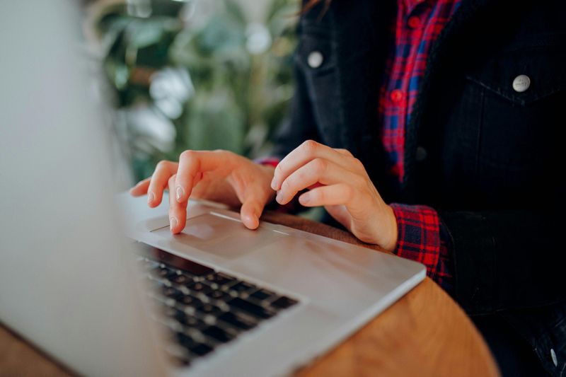 Seating Options That Work for Real Workdays