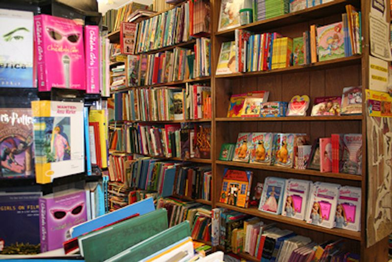 Selling Your Books Has Never Been This Easy Selling Your Books Has Never Been This Easy