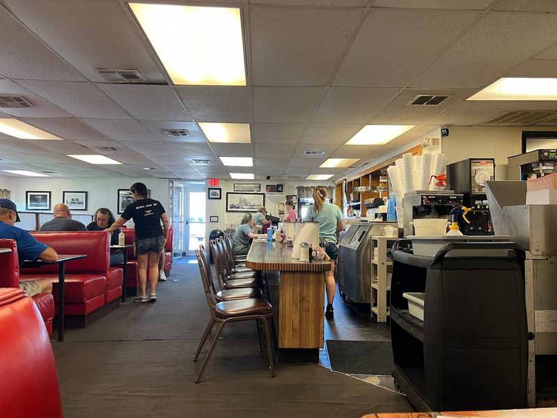 Service With a Genuine Small-Town Feel