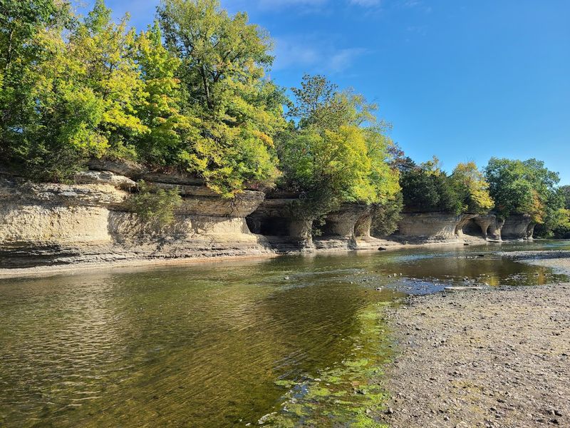 Seven Pillars of the Mississinewa, Peru