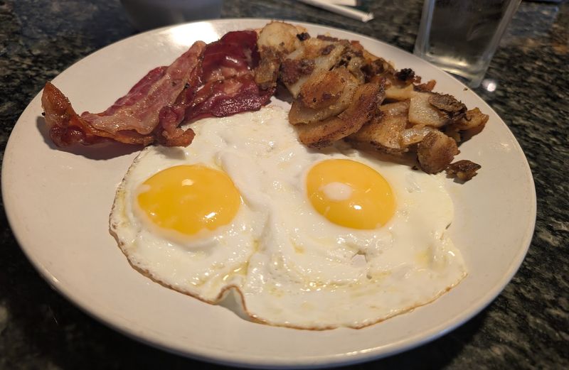 Skillets, Benedicts, and the Hearty Side of the Menu