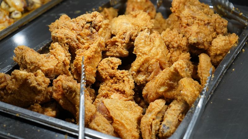 Southern Fried Chicken Done the Homestyle Way Southern Fried Chicken Done the Homestyle Way