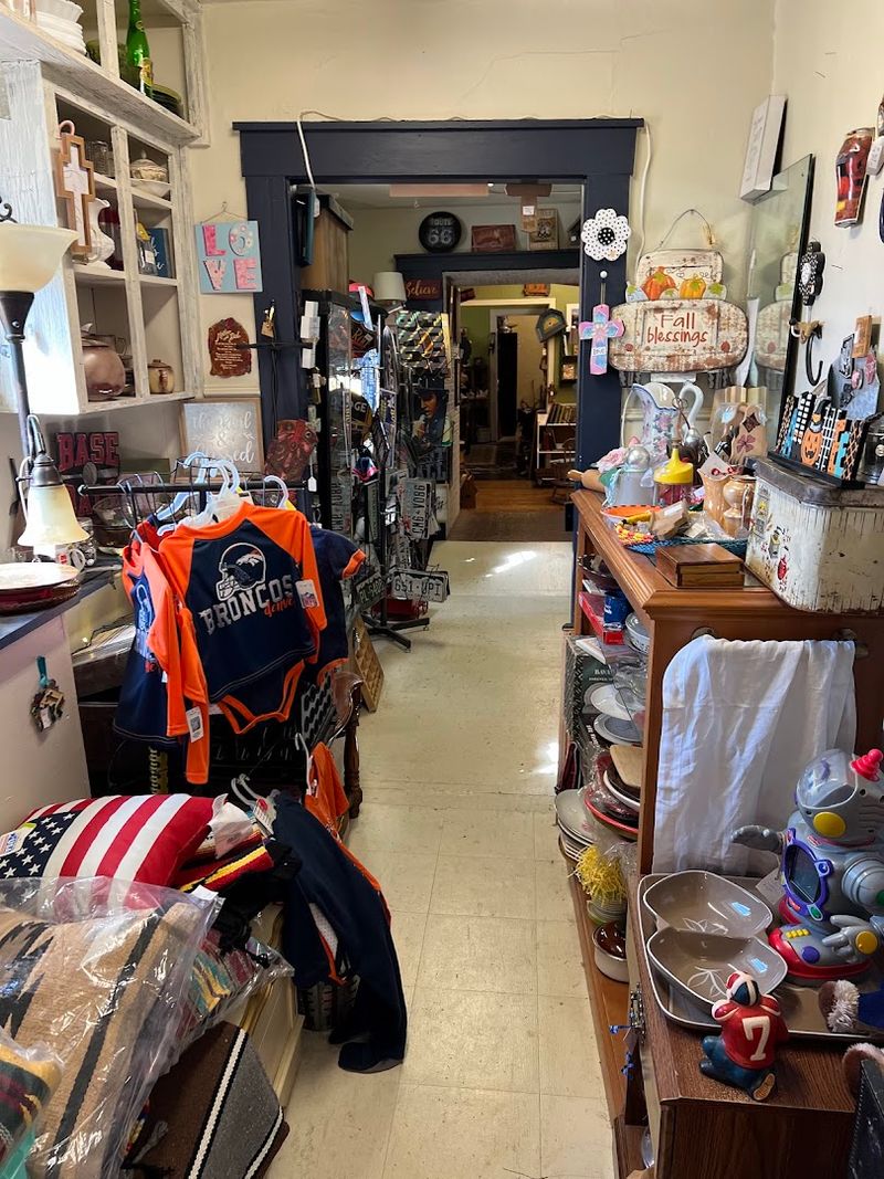 Sports Memorabilia and Finds for Men and Kids Sports Memorabilia and Finds for Men and Kids