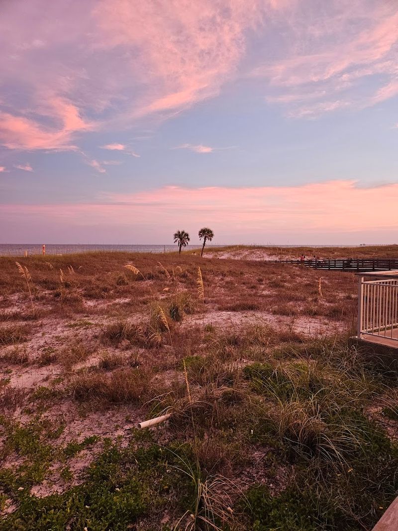 Sunrises and Sunsets That Visitors Remember for Years Sunrises and Sunsets That Visitors Remember for Years