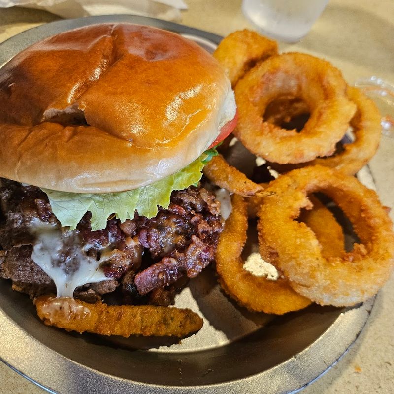 Burgers Built to Impress