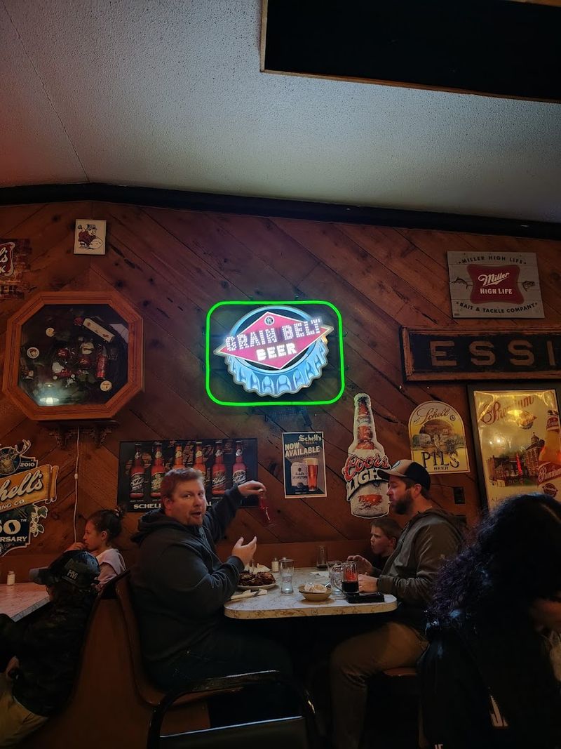 The Atmosphere Inside the Restaurant