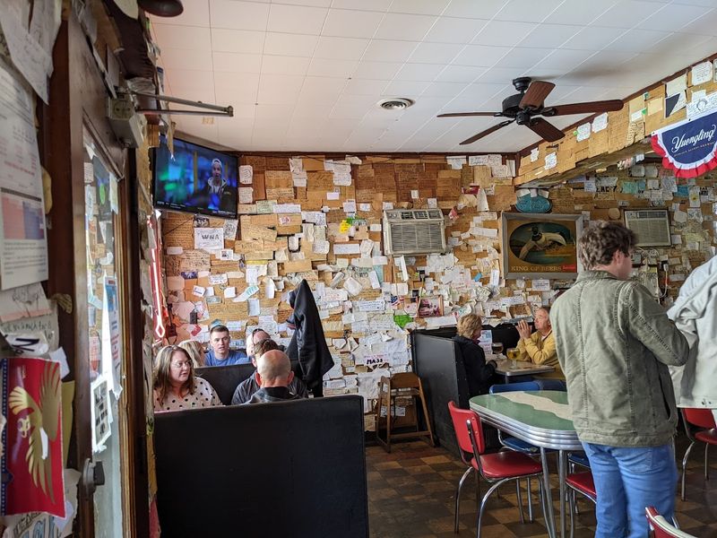 The Atmosphere That Feels Like Home the Moment You Walk In The Atmosphere That Feels Like Home the Moment You Walk In