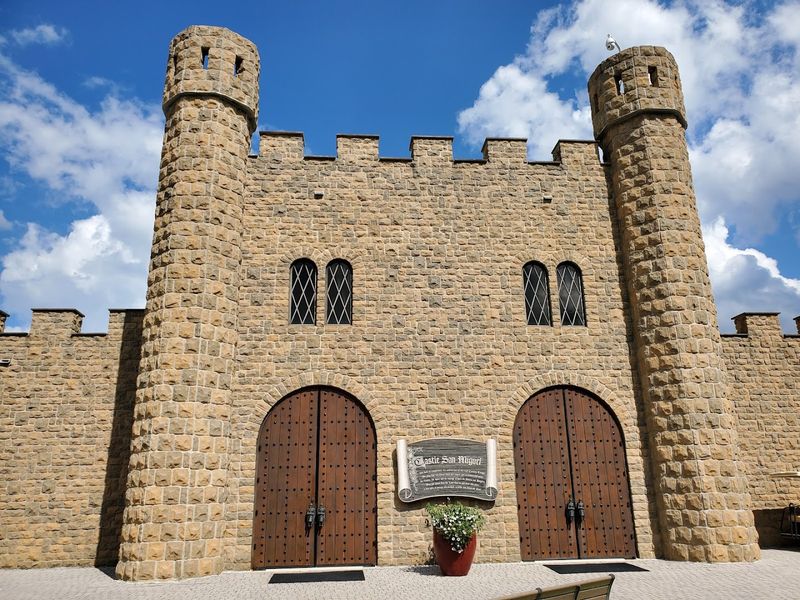 The Castle of San Miguel and Its Suits of Armor