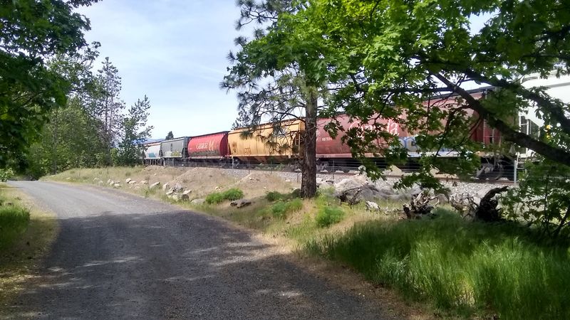 The Charm of Mosier's Small-Town Streets
