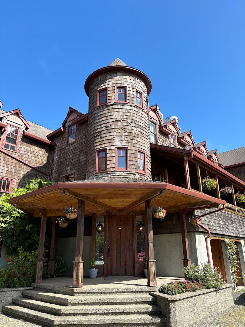 The Chateau-Style Architecture