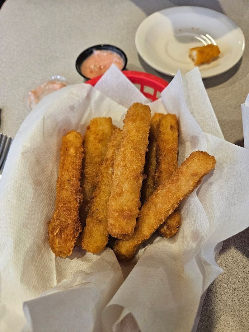 The Cheese Curds Everyone Talks About