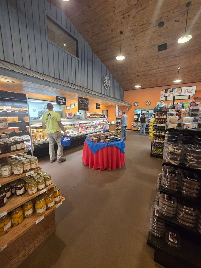 The Country Creamery That Keeps Them Coming Back