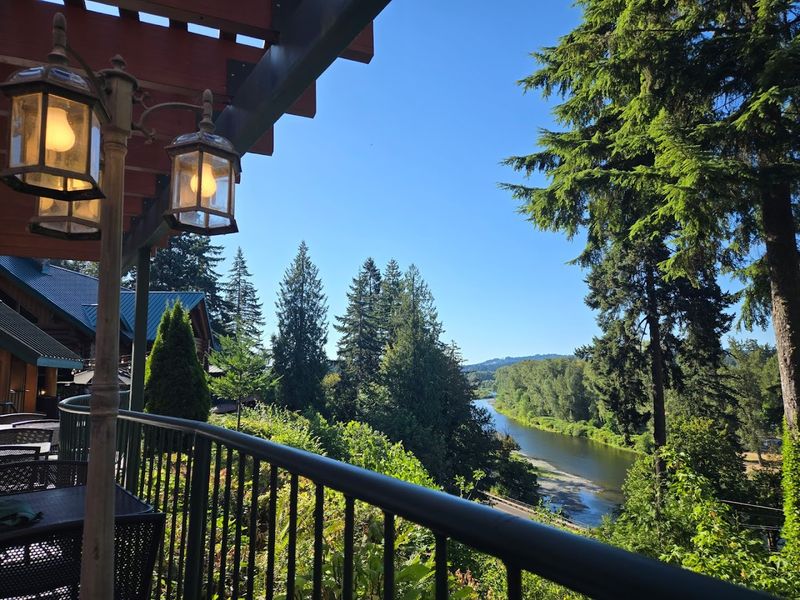 The Deck View That Makes Every Meal Better