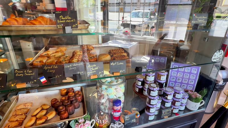 The Display Case Is Pure Edible Art