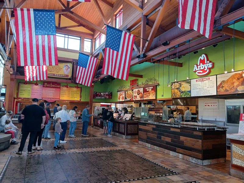The Drive-Thru That Keeps Things Moving for the On-the-Go Crowd