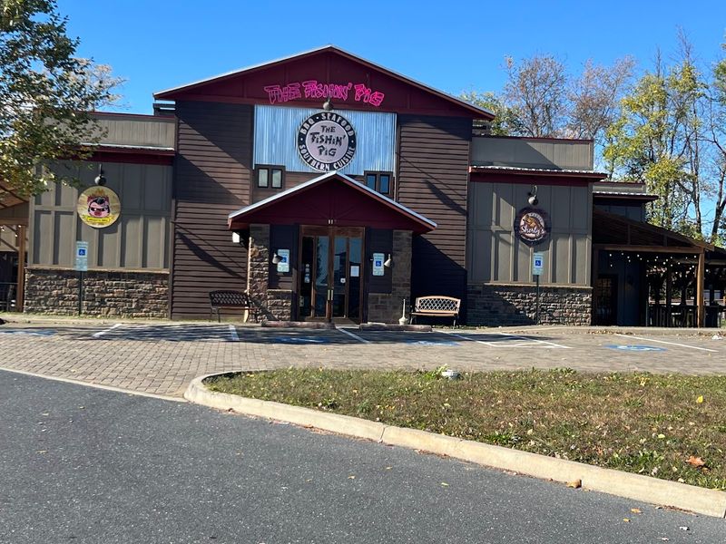 The Fishin' Pig in Waynesboro The Fishin' Pig in Waynesboro