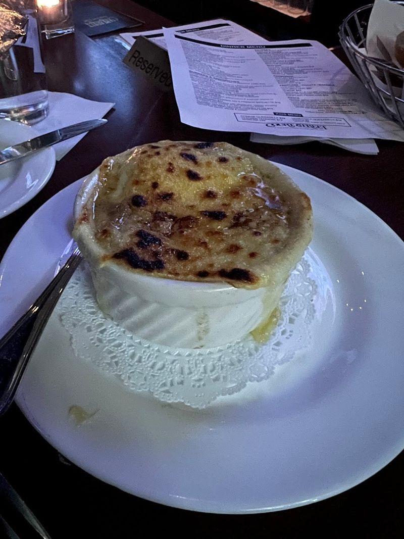 The French Onion Soup That Deserves Its Own Spotlight
