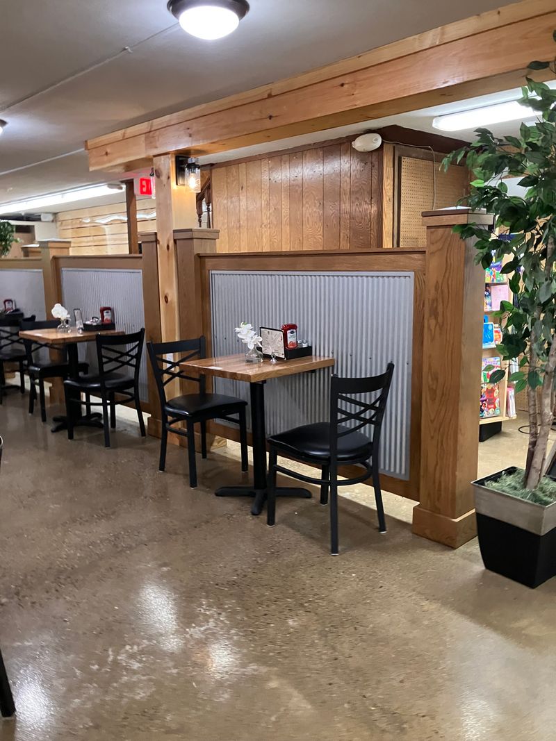 Rt. 52 Diner (Kidron Town & Country)