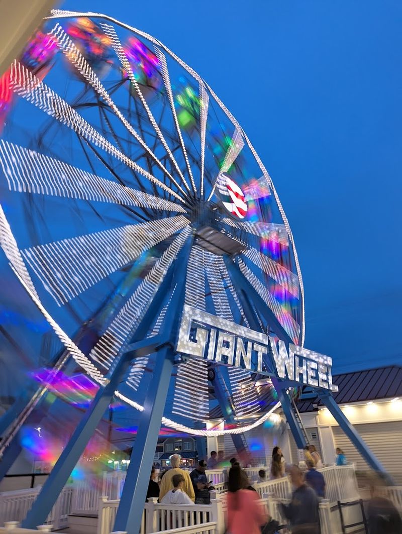 The Giant Wheel With Views That Stop You Mid-Bite