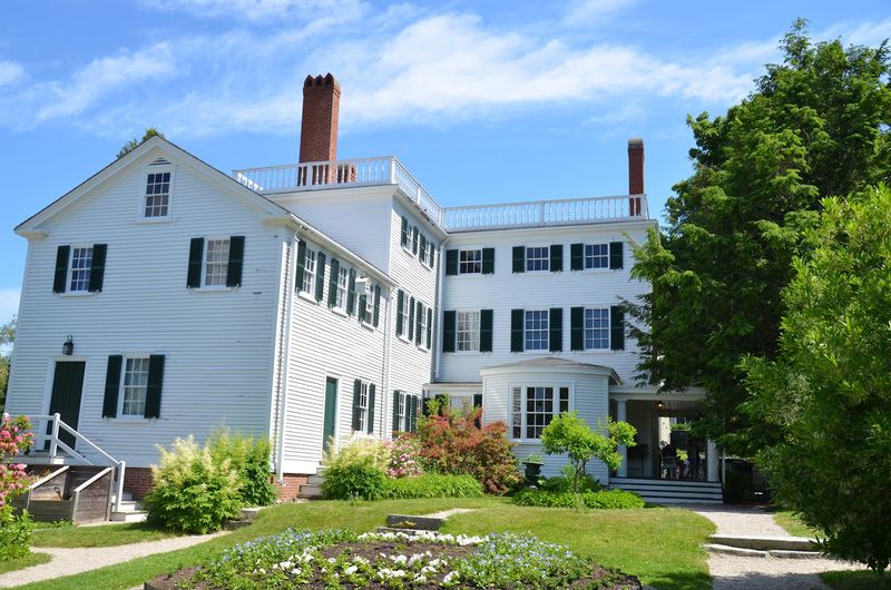 The Goodwin Mansion, Grand Architecture and Political History