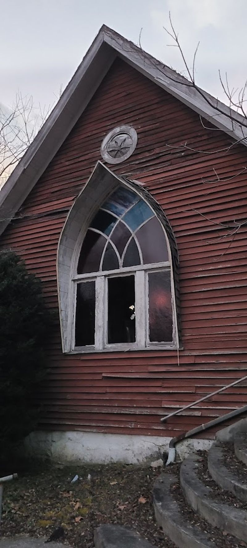 The Gothic Revival Beauty Hidden in the Foothills The Gothic Revival Beauty Hidden in the Foothills