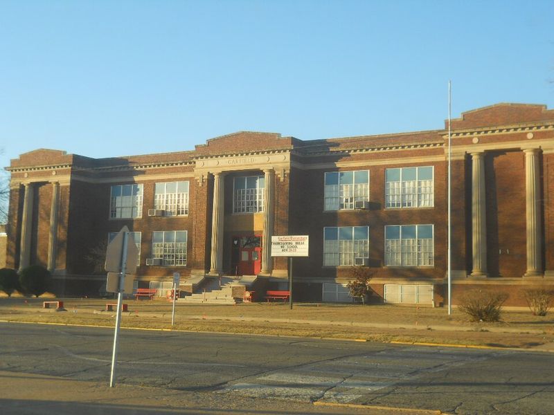 The Hum of Enid, Enid
