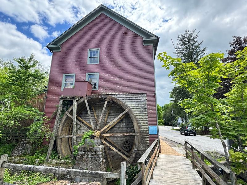 The Inn at Gristmill Square, Warm Springs