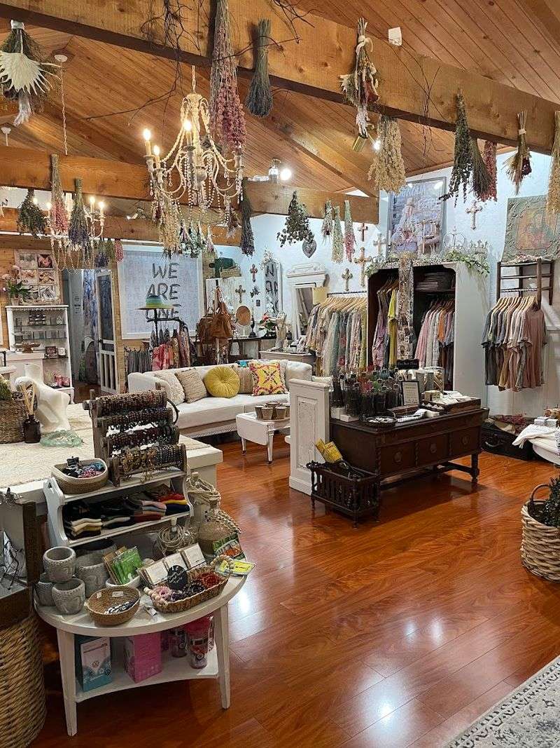 The Interior That Feels Like a Visual Feast The Interior That Feels Like a Visual Feast