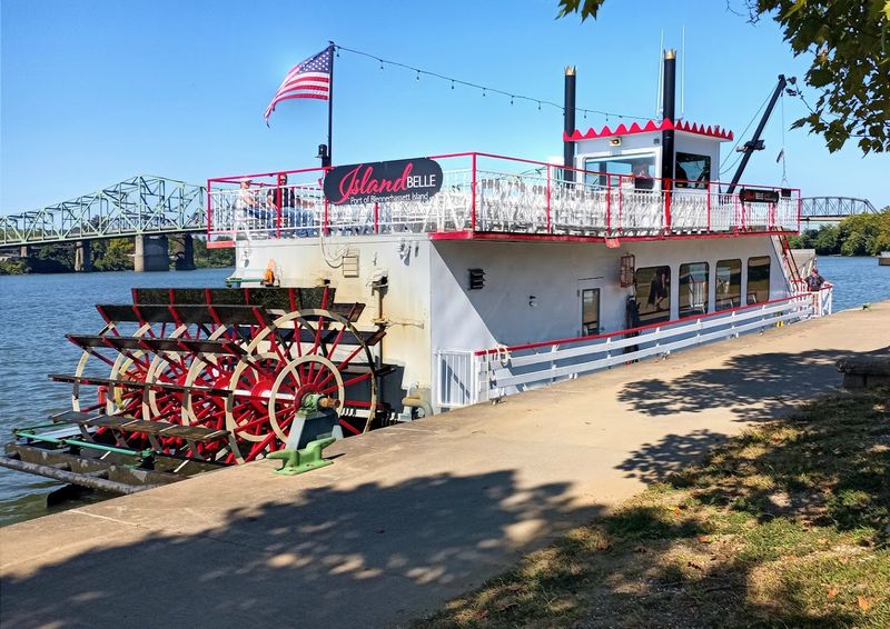 The Island Belle Sternwheeler Ride