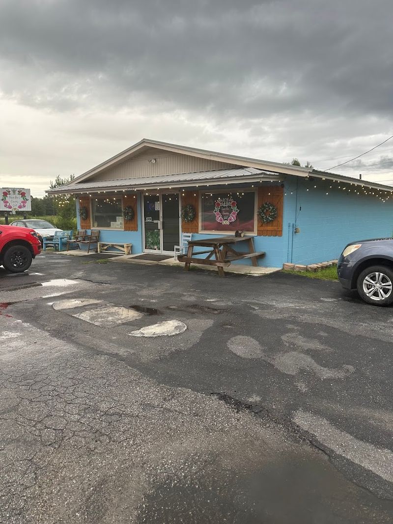 The Kind of Place That Doesn't Need a Sign to Get Famous