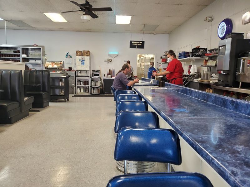 The Kind of Staff That Remembers Your Order
