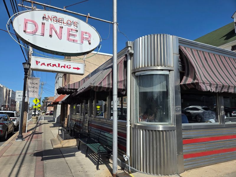 The Kullman-Built Shell That Time Forgot