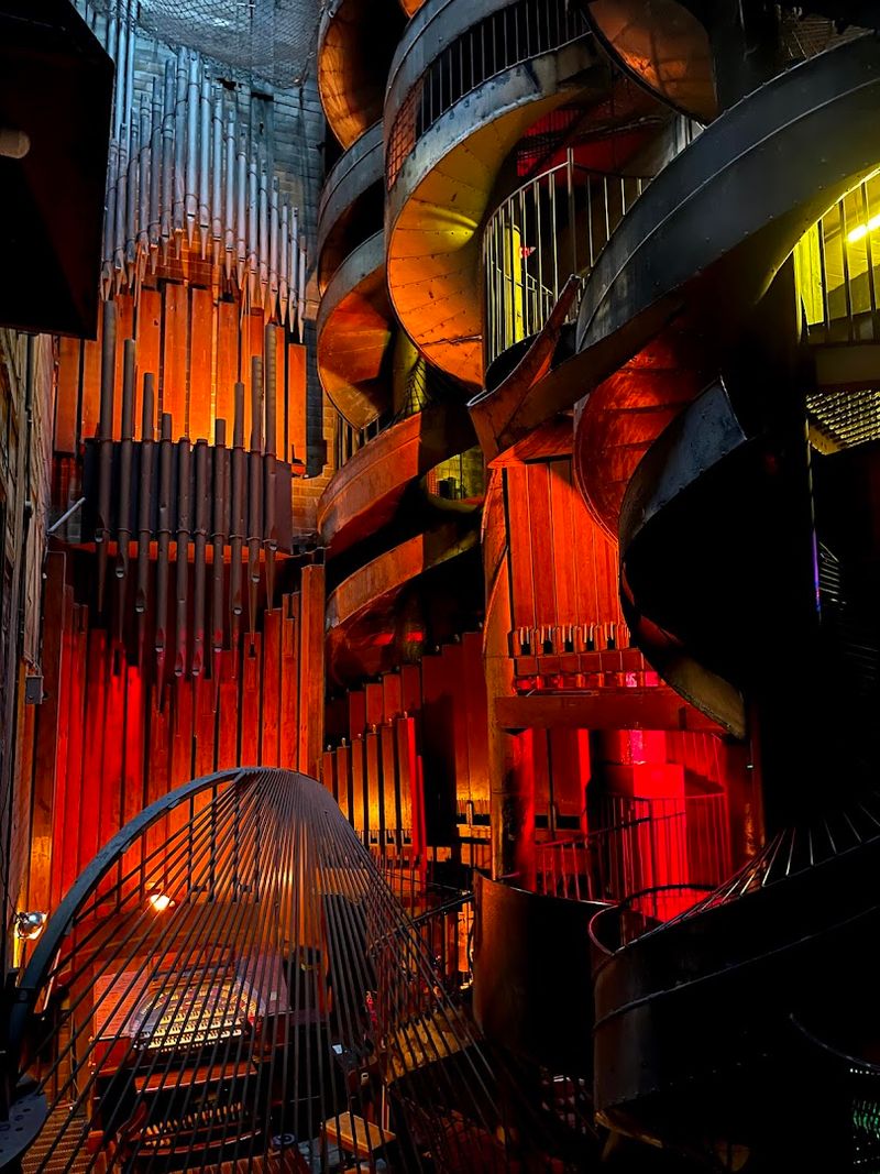 The Labyrinth: A Maze Built to Disorient You in the Best Way