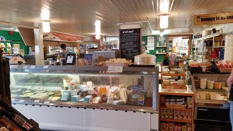 The Legendary Snappy Old Cheddar