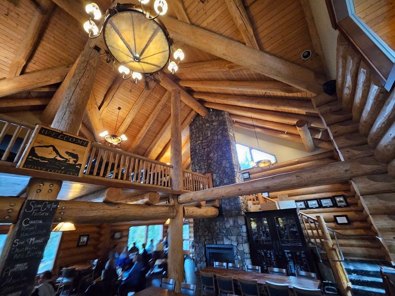 The Lodge Atmosphere Inside