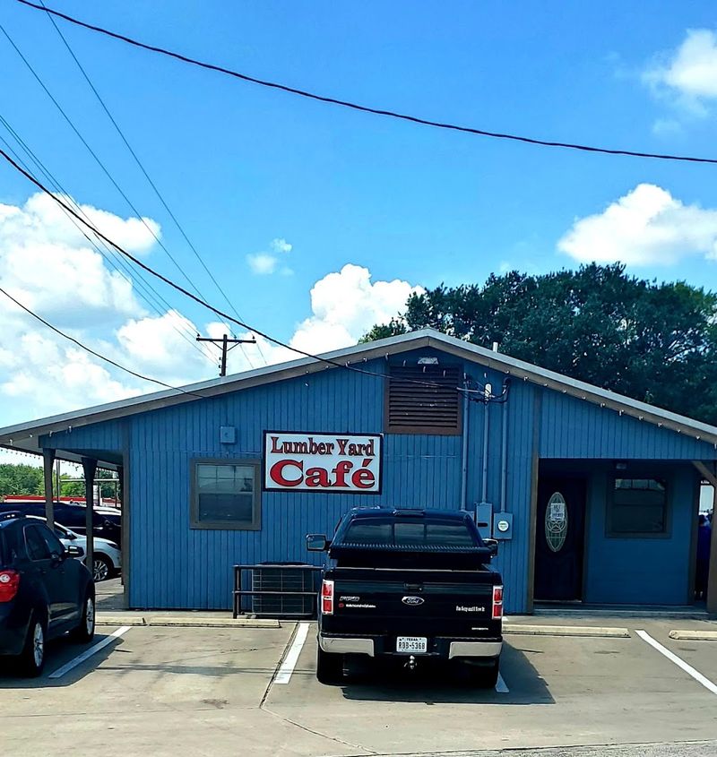 The Lumber Yard Cafe