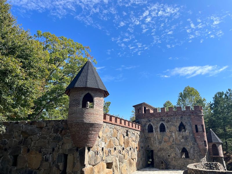 The Medieval Castle That Looks Like It Belongs in Another Era