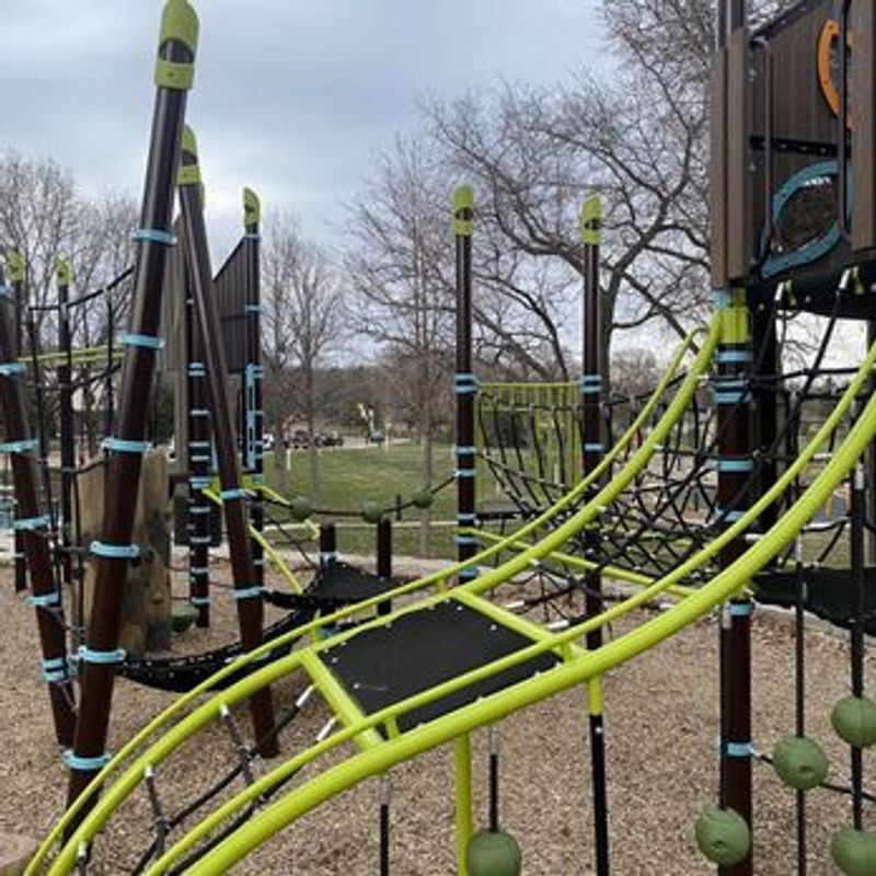 The Ninja Warrior Course That Steals the Show