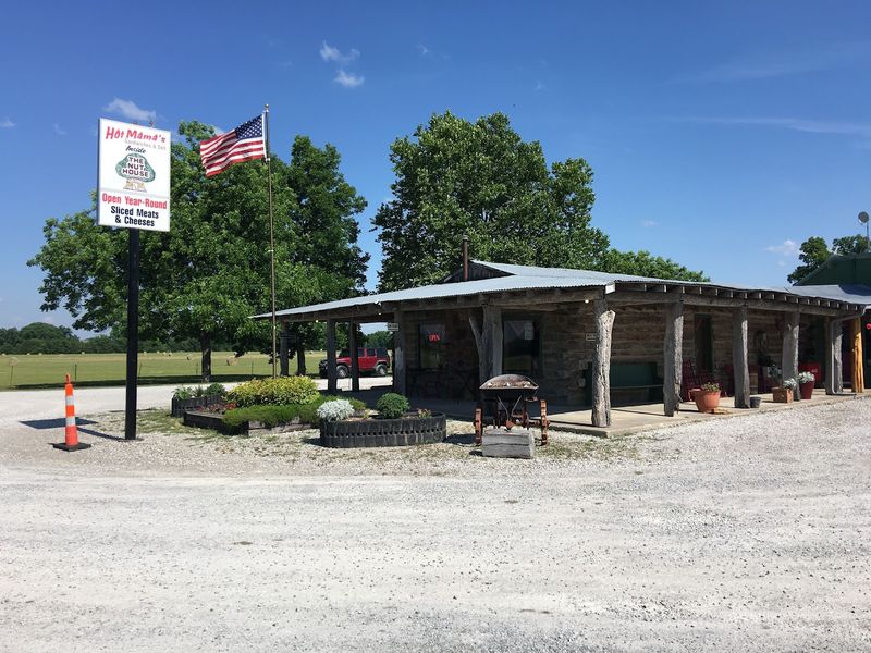 The Nut House on Route 66 Is a Pecan Lover's Dream