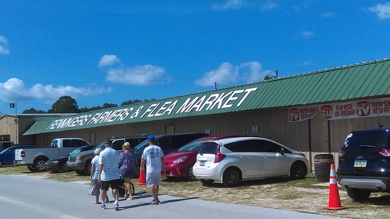 The Outdoor Market Has Its Own Rhythm