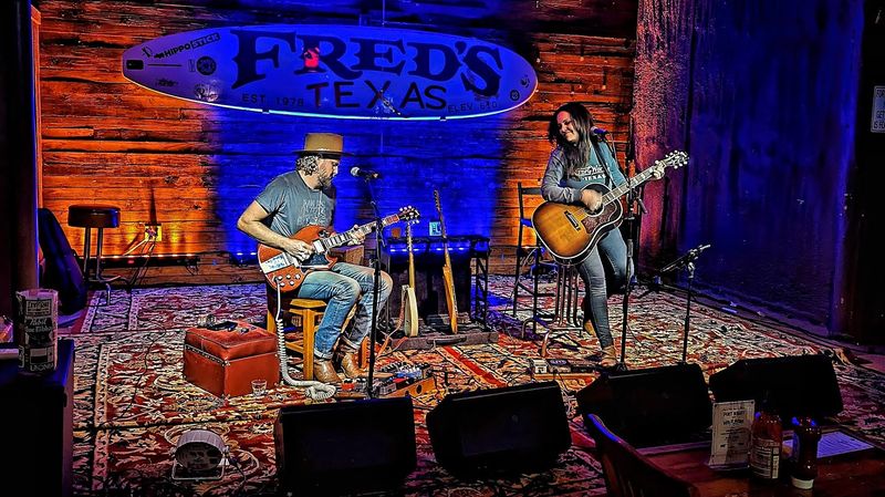 The Outdoor Patio and Live Music Scene Worth Showing Up Early For