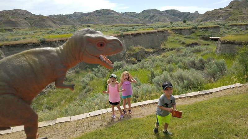 The Paleo Experience: Getting Hands-On With Fossil Science