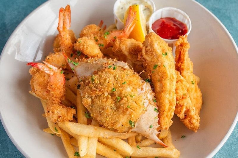 The Pappadeaux Platter Is a Seafood Lover's Dream Come True