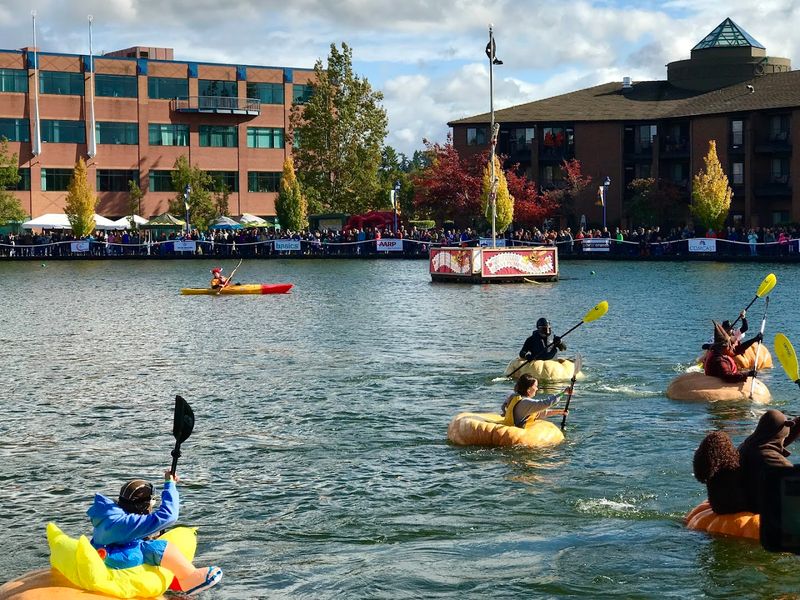 The Pumpkin Races: Pure Chaos On The Water