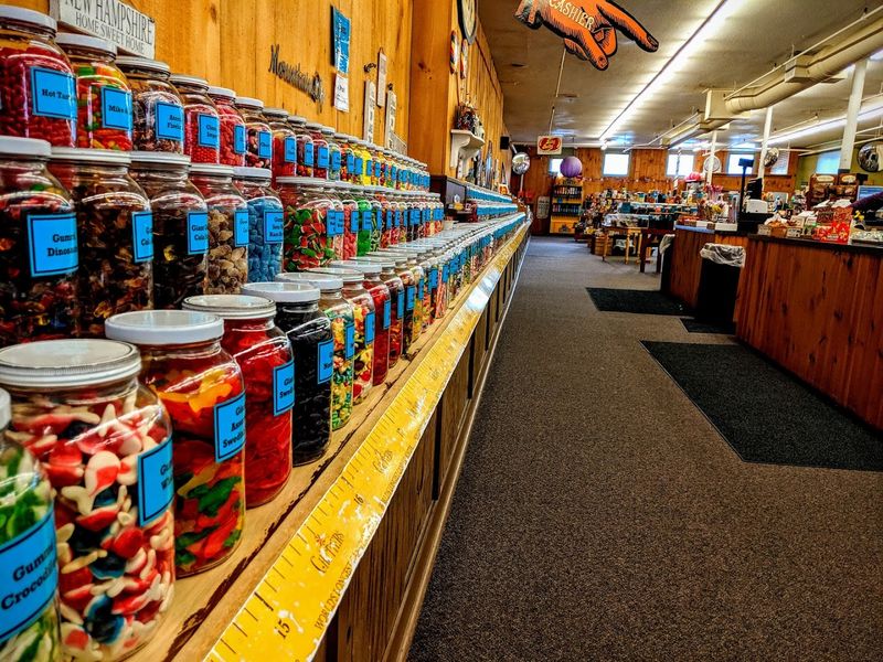 The Record-Breaking Candy Counter That Stretches Your Imagination The Record-Breaking Candy Counter That Stretches Your Imagination