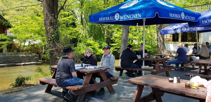 The Riverfront Setting That Makes Every Meal Feel Like an Event