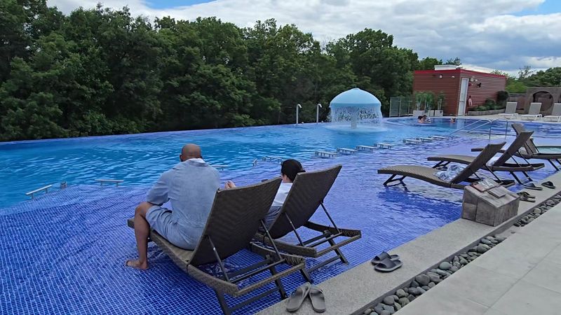 The Rooftop Infinity Pool That Steals Every Scene