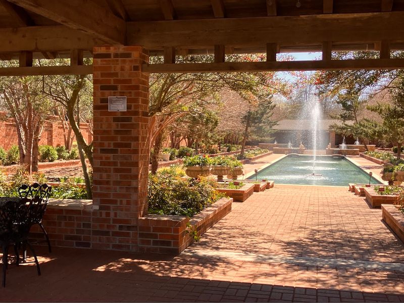 Picnics, Pavilions, and a Genuinely Relaxed Atmosphere