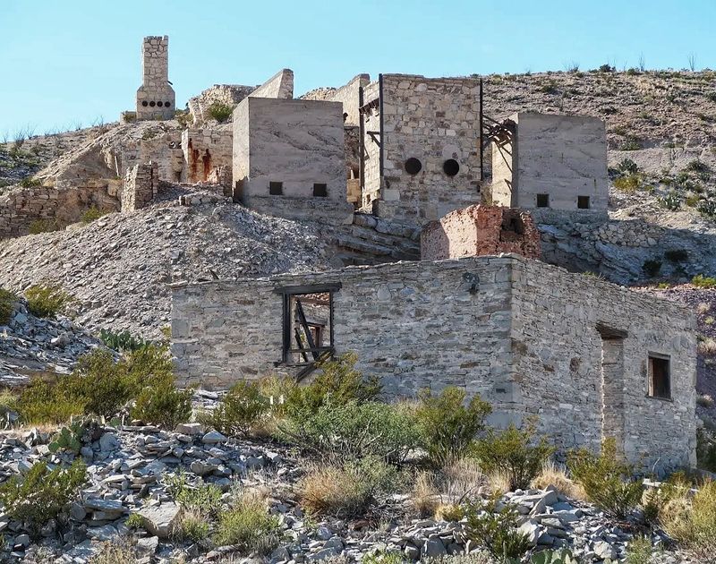 The Scott Furnace: A Desert Monument You Won't Forget